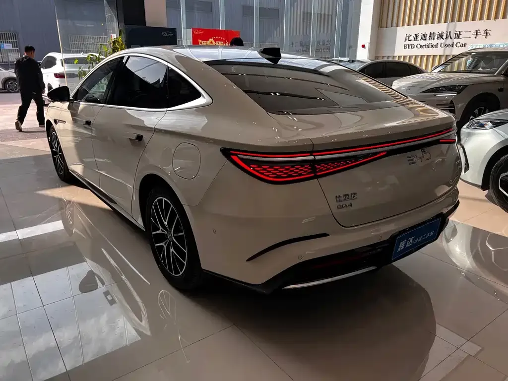 BYD Seal 07 DM-i 2025 из CN, фото 8