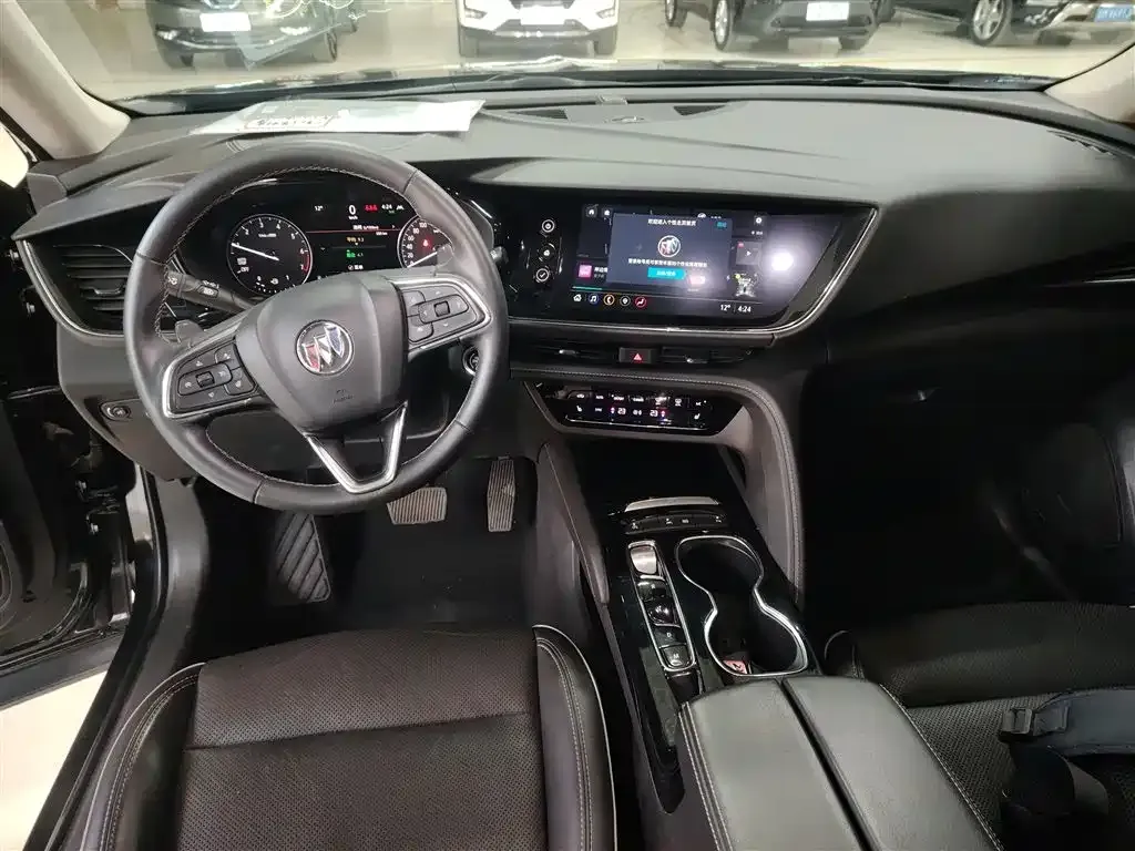 Buick Envision Plus — фото 9
