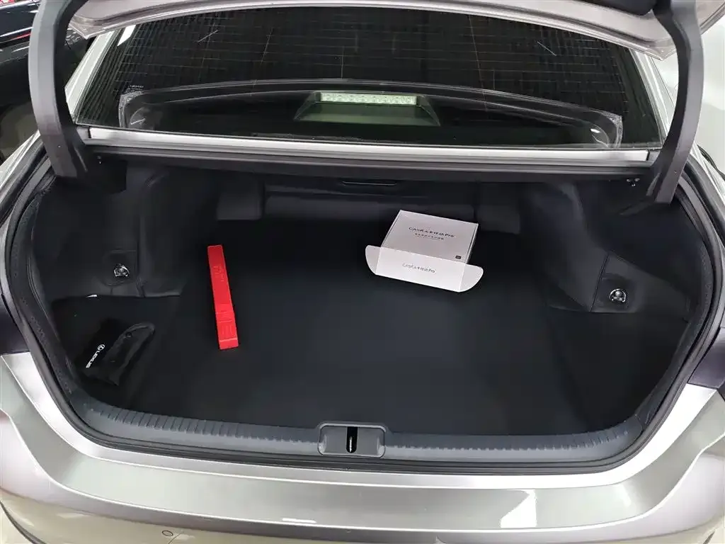 Lexus ES 2025 из CN, фото 6