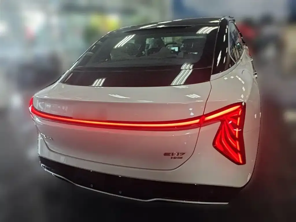 Hongqi EH7 2025 из CN, фото 10