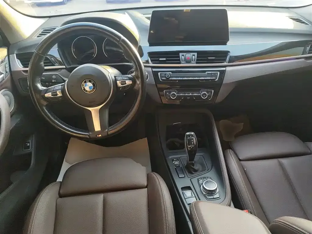 BMW X1 — фото 10