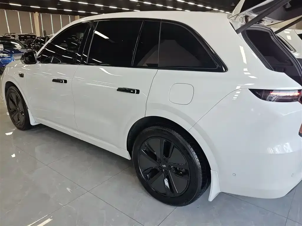 Li Auto L6 2024 из CN, фото 3