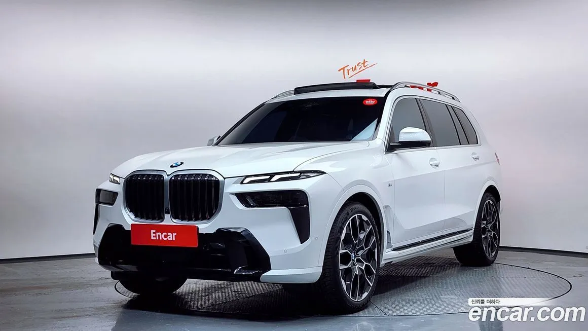 BMW X7 — фото 1