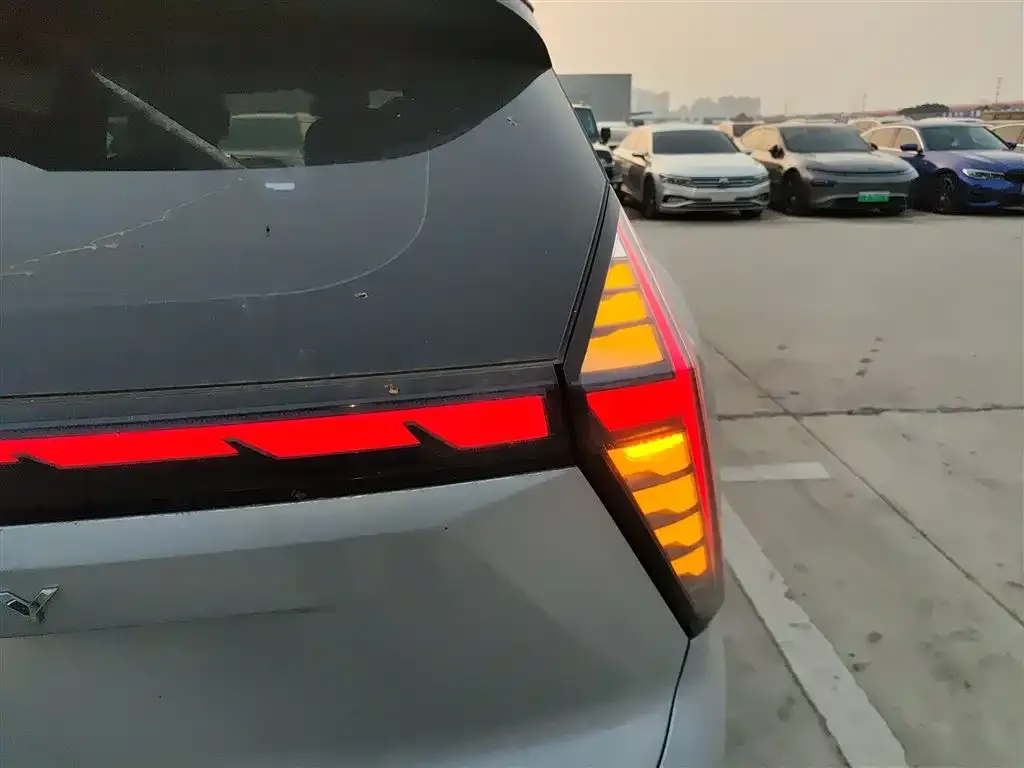 Geely Boyue L 2023 из CN, фото 3