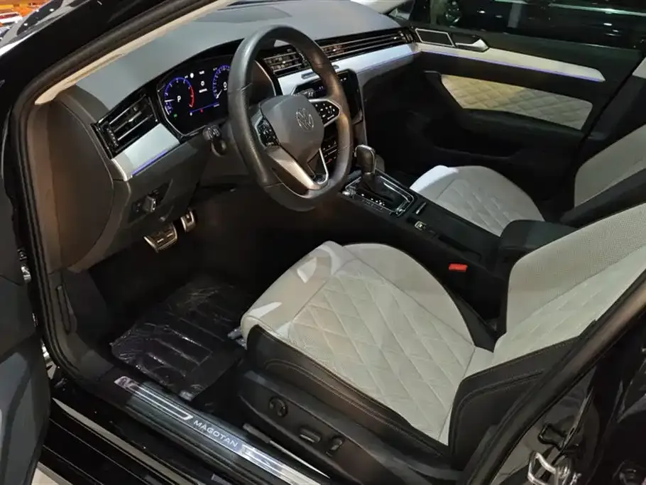 Volkswagen Magotan 2024 из CN, фото 10