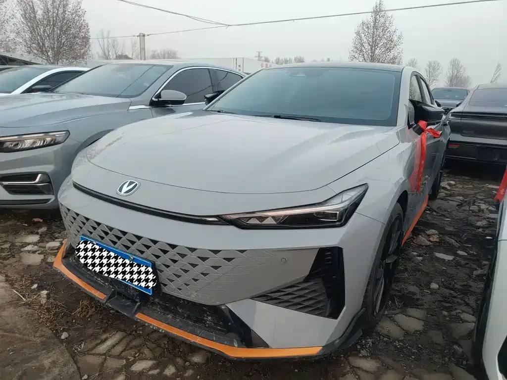 Changan UNI-V 2024 из CN, фото 1