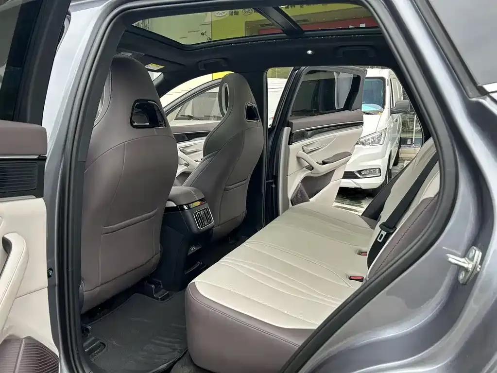 BYD PLUS New Energy 2025 из CN, фото 7