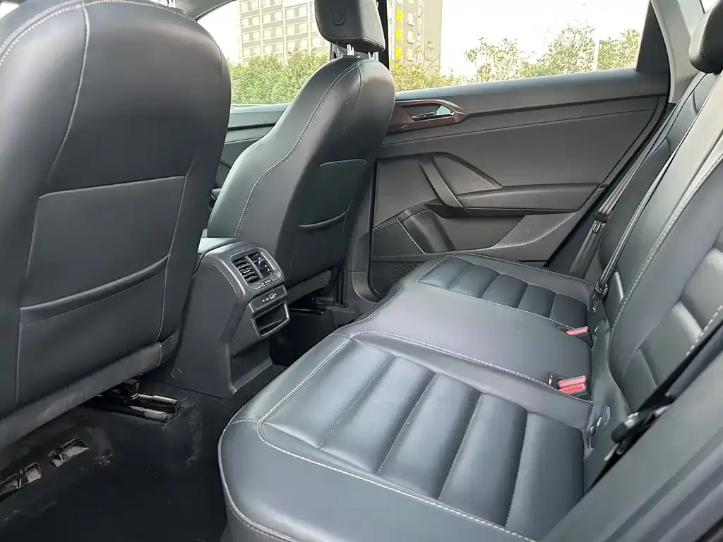 Volkswagen Tharu 2021 из CN, фото 7
