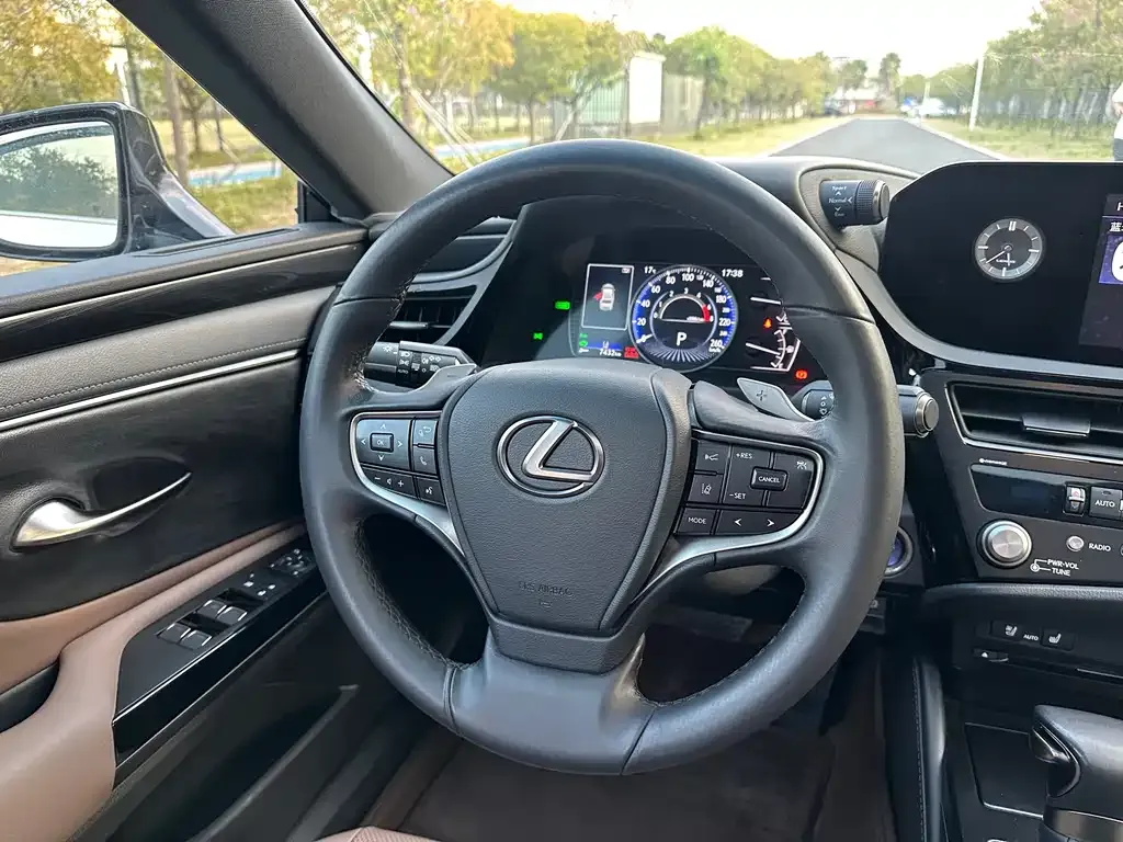 Lexus ES 2021 из CN, фото 5