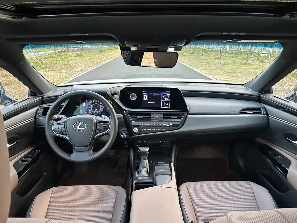 Lexus ES 2021 из CN, фото 7