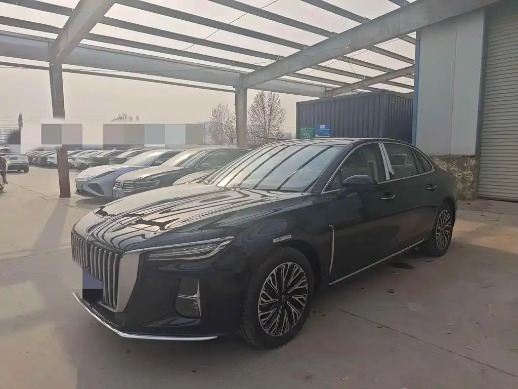 Hongqi H5 — фото 1