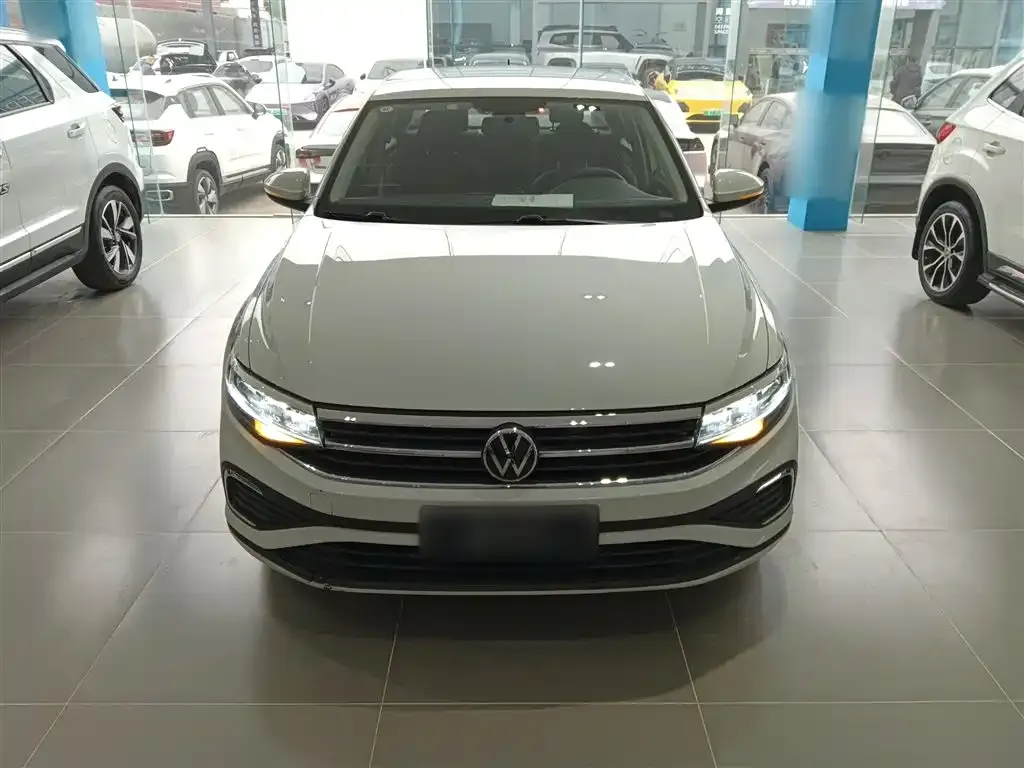 Volkswagen Bora 2024 из CN, фото 4