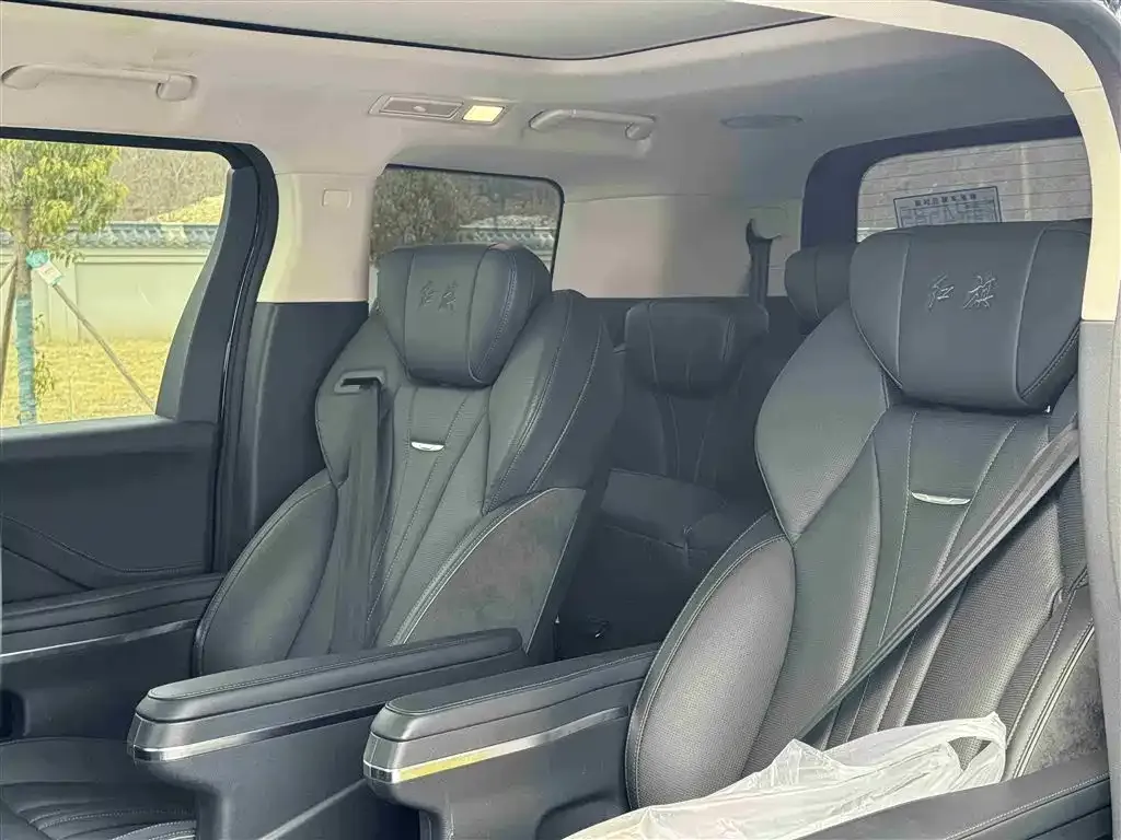Hongqi HQ9 2023 из CN, фото 4