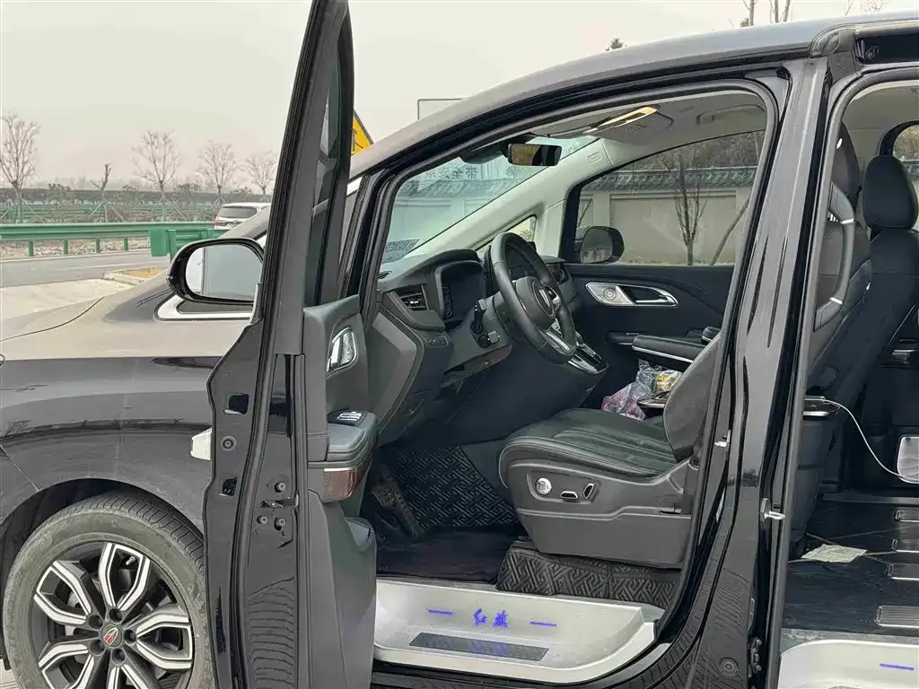 Hongqi HQ9 2023 из CN, фото 6