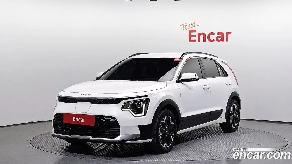 Kia Niro 2023 из KR, фото 1