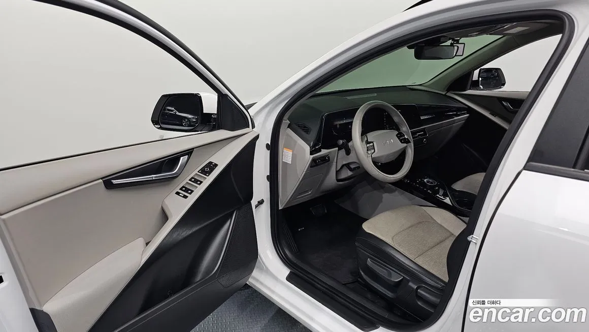 Kia Niro 2023 из KR, фото 5