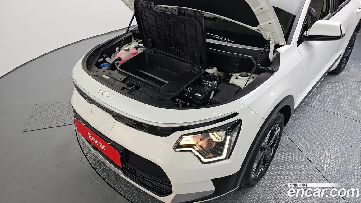 Kia Niro 2023 из KR, фото 10