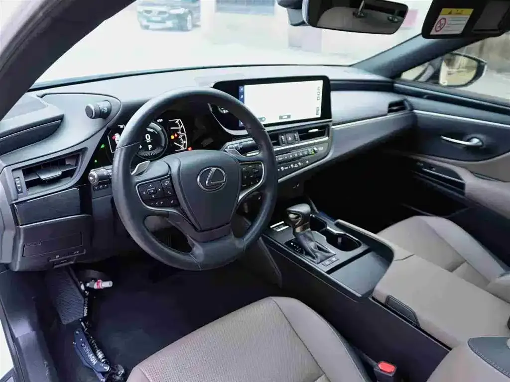 Lexus ES 2024 из CN, фото 9