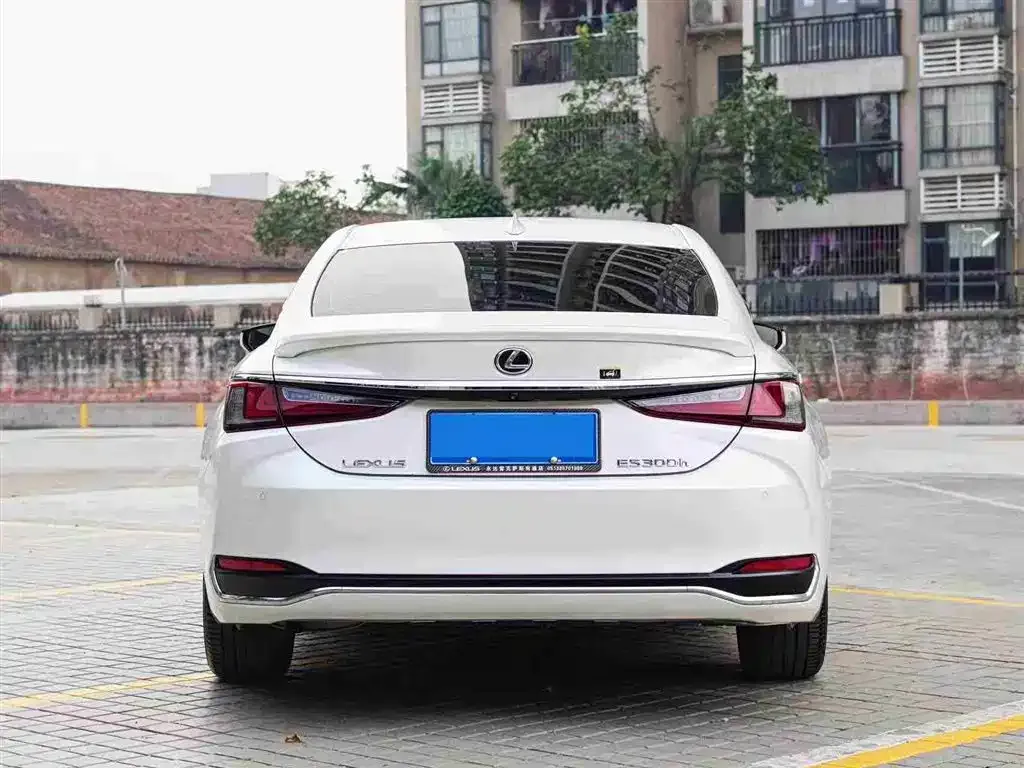 Lexus ES 2024 из CN, фото 4