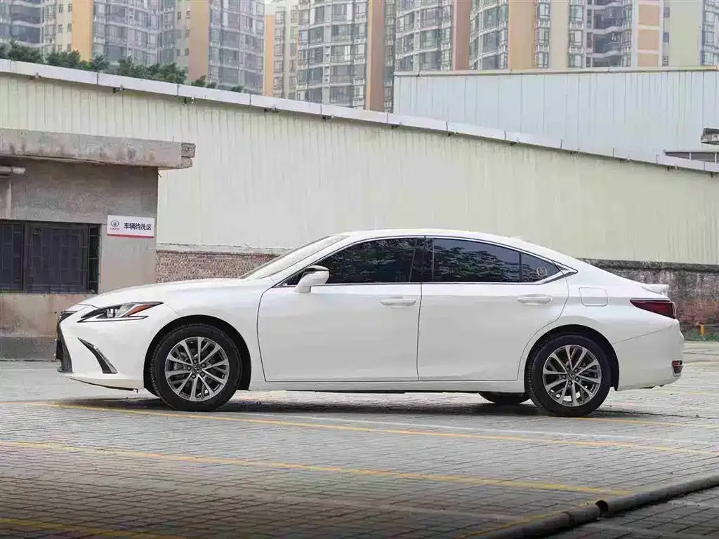 Lexus ES 2024 из CN, фото 7