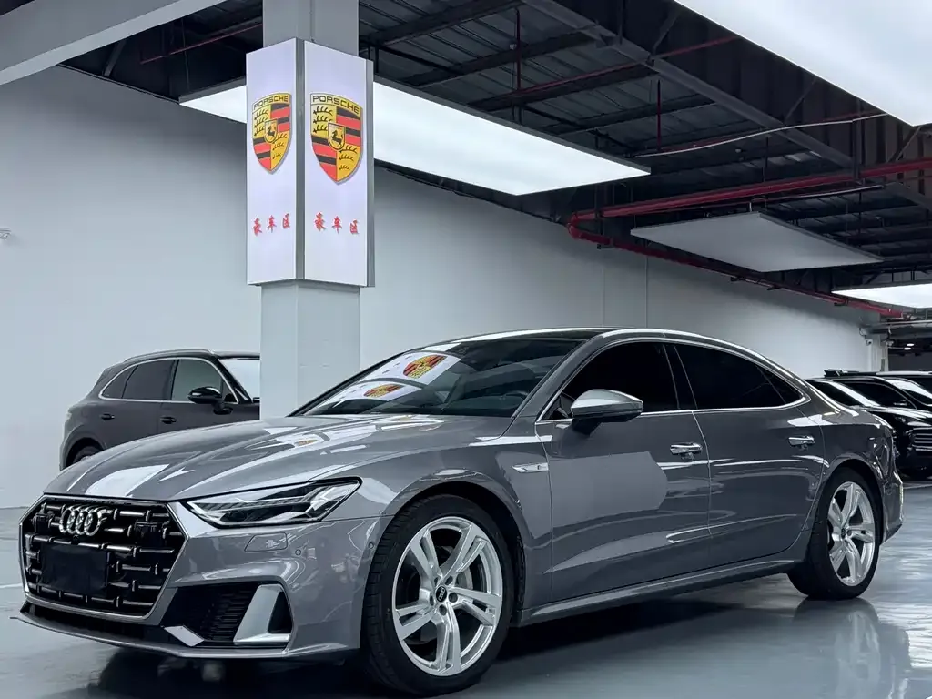 Audi A7L 2023 из CN, фото 1