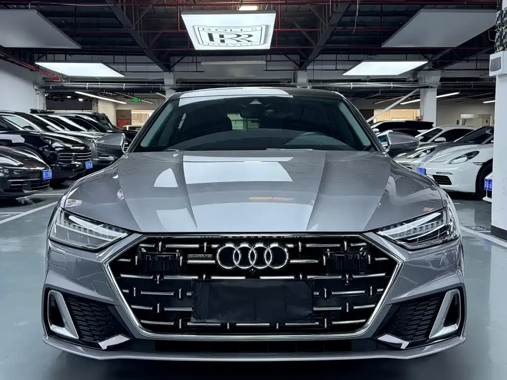 Audi A7L 2023 из CN, фото 5
