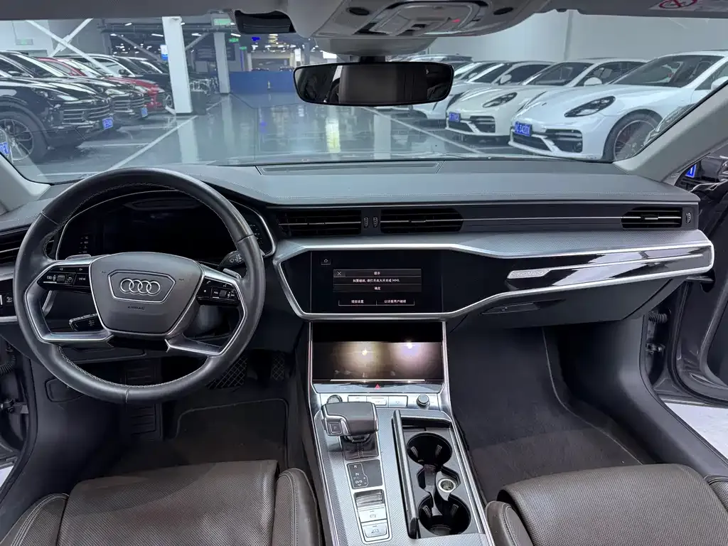 Audi A7L 2023 из CN, фото 8