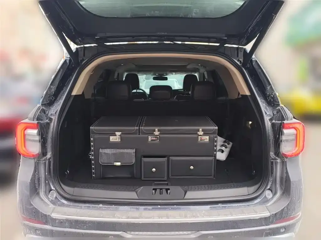 Ford Explorer 2022 из CN, фото 4