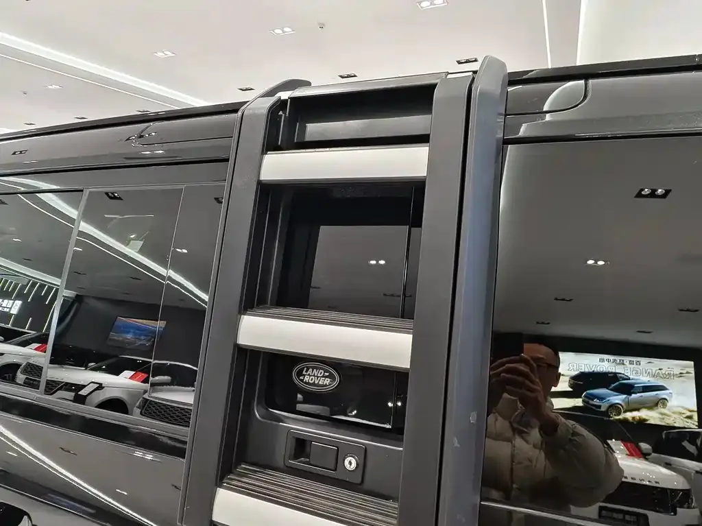Land Rover Defender 2022 из CN, фото 4