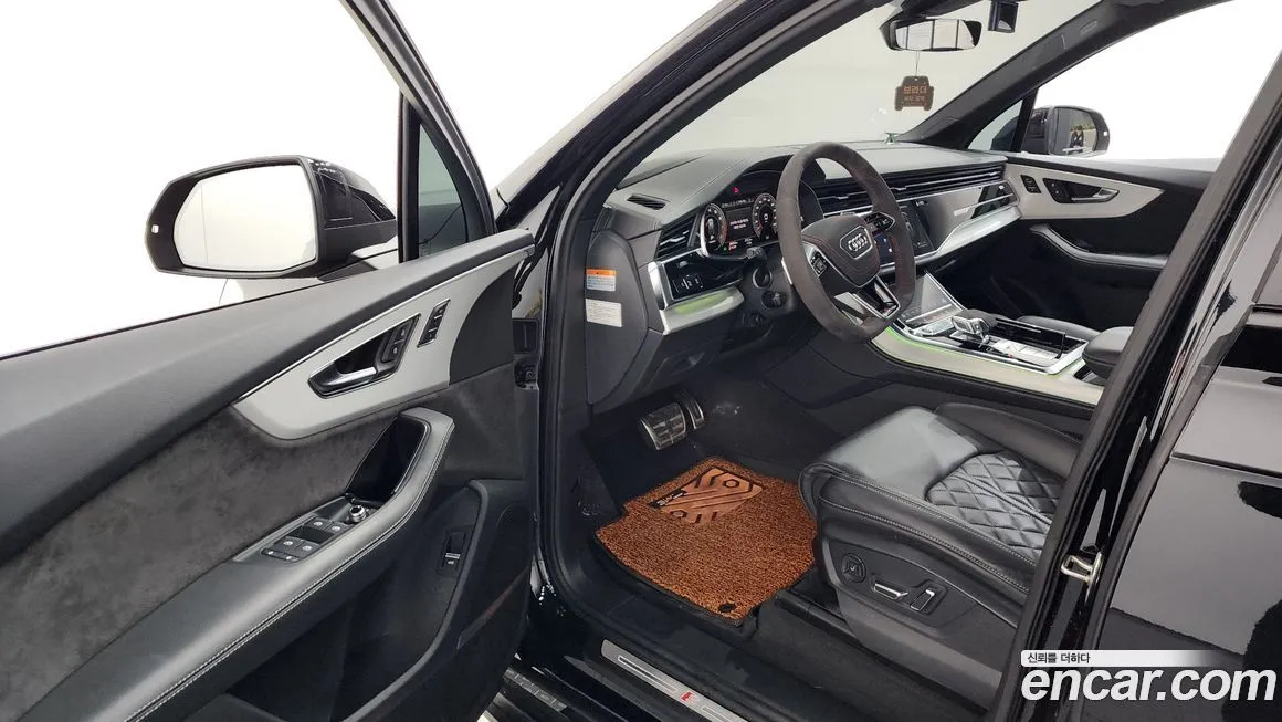 Audi Q7 2021 из KR, фото 10