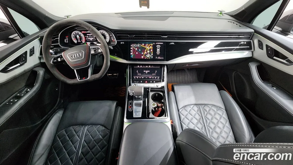 Audi Q7 2021 из KR, фото 7