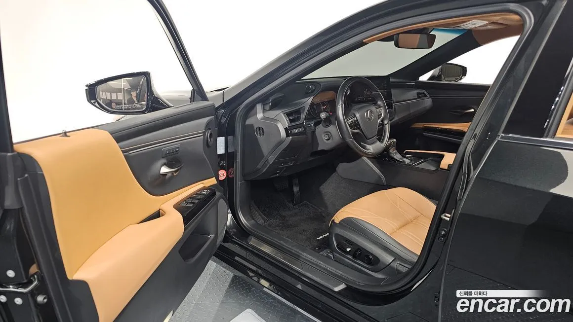 Lexus ES 2023 из KR, фото 9