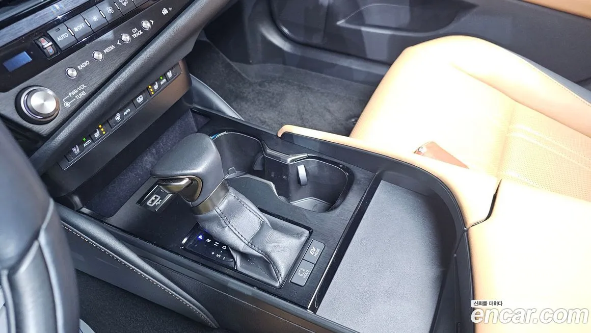 Lexus ES 2023 из KR, фото 6