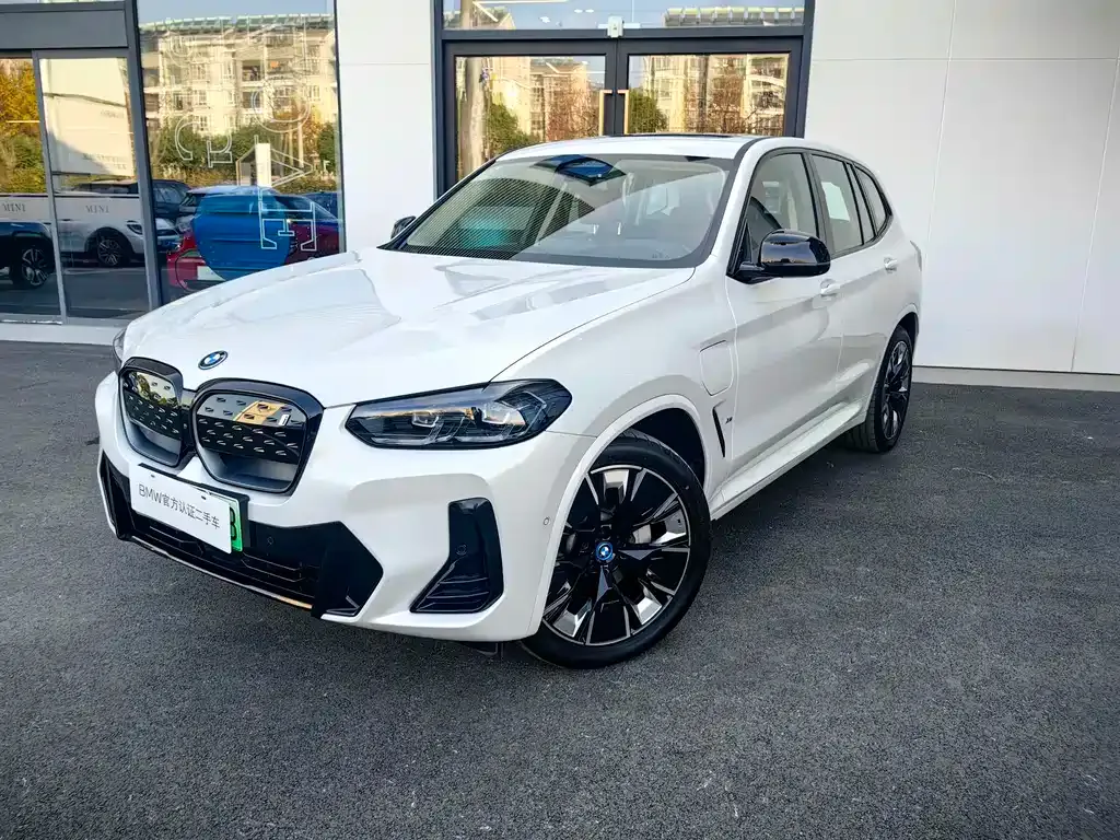 BMW iX3 2024 из CN, фото 1