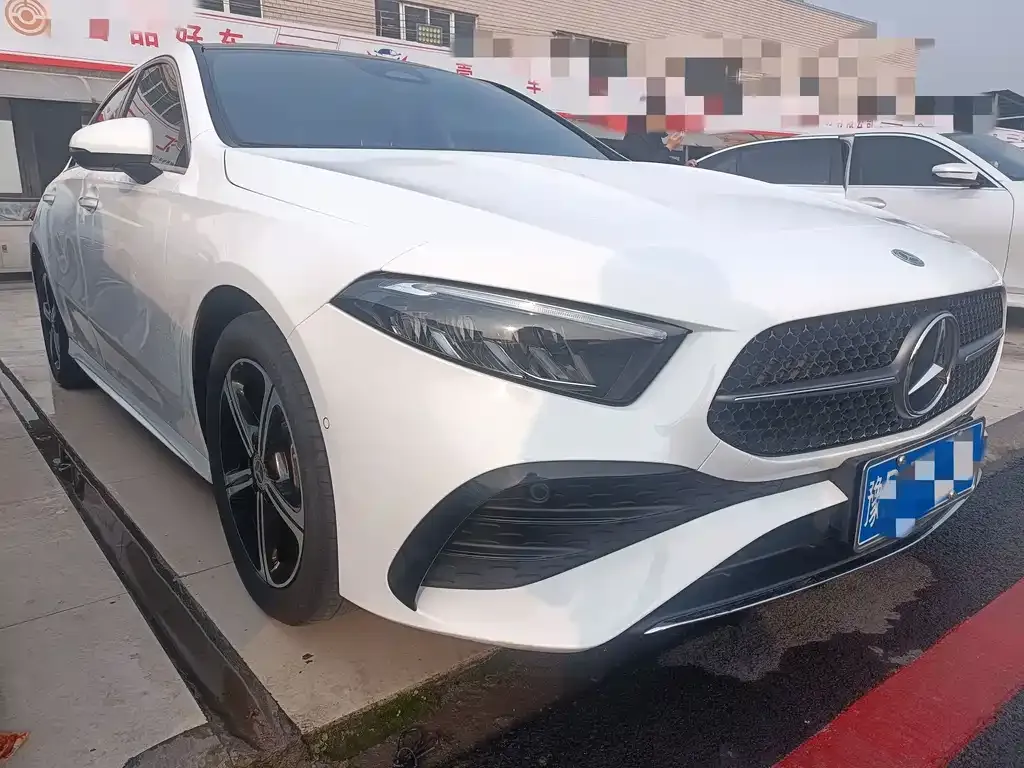 Mercedes-Benz A-Class 2023 из CN, фото 3
