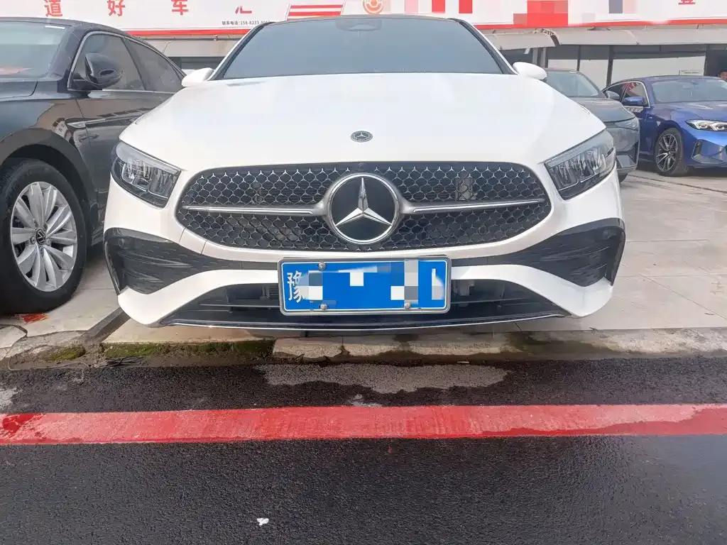 Mercedes-Benz A-Class 2023 из CN, фото 4