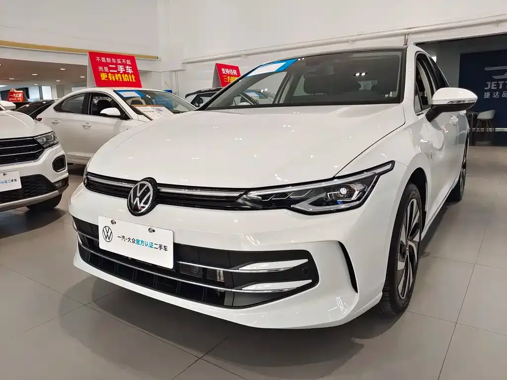 Volkswagen Golf 2025 из CN, фото 1