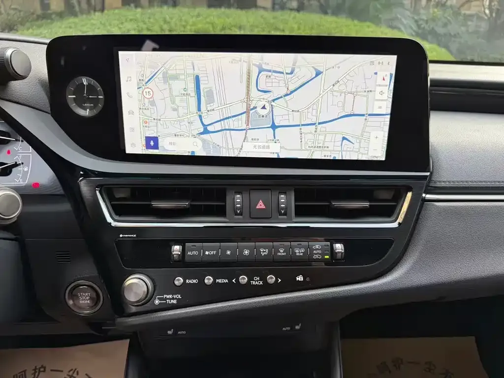 Lexus ES 2023 из CN, фото 3