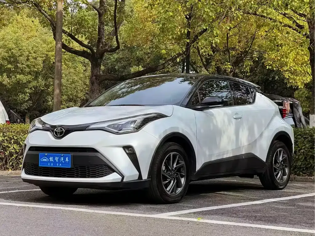 Toyota C-HR 2024 из CN, фото 1