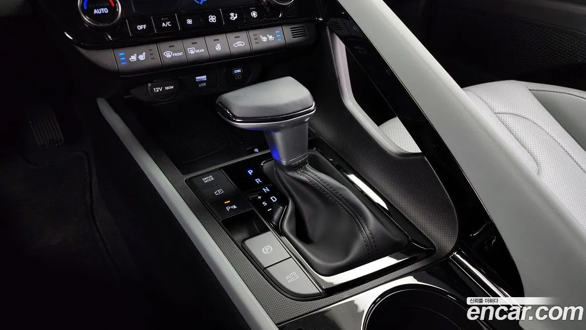 Hyundai AVANTE — фото 9