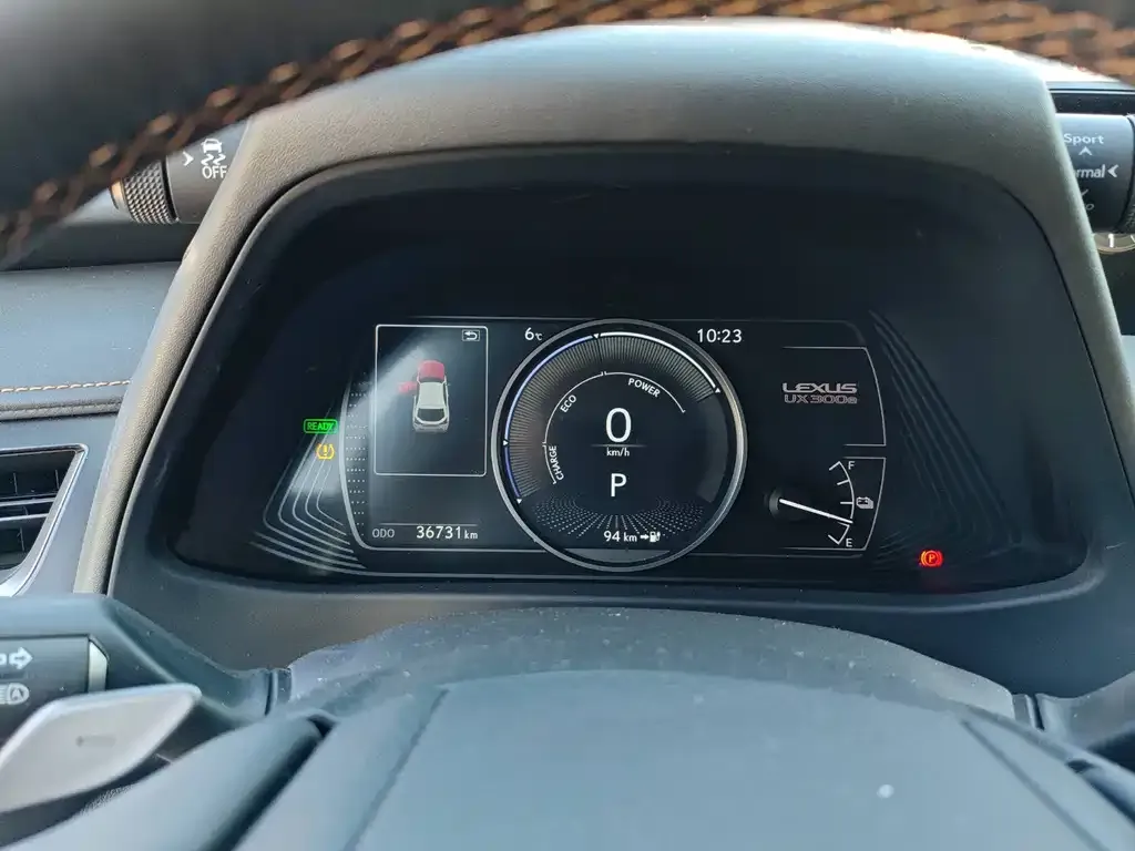 Lexus UX New Energy 2021 из CN, фото 8