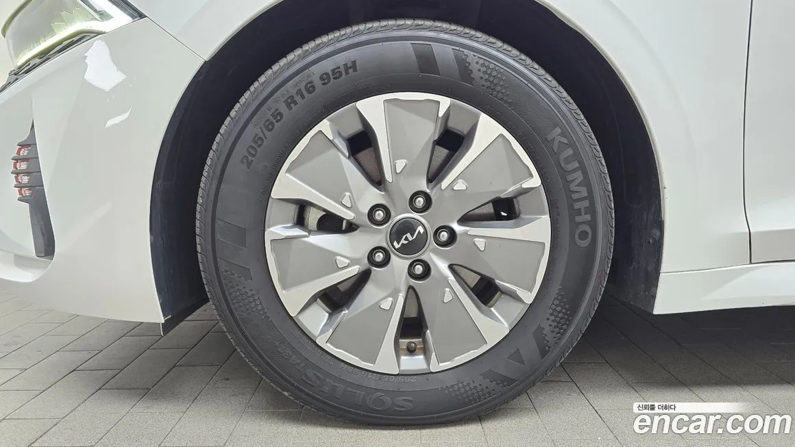 Kia K5 2023 из KR, фото 5