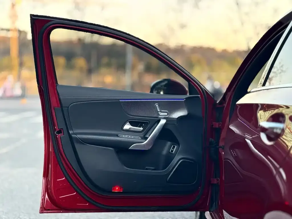 Mercedes-Benz A-Class 2021 из CN, фото 2