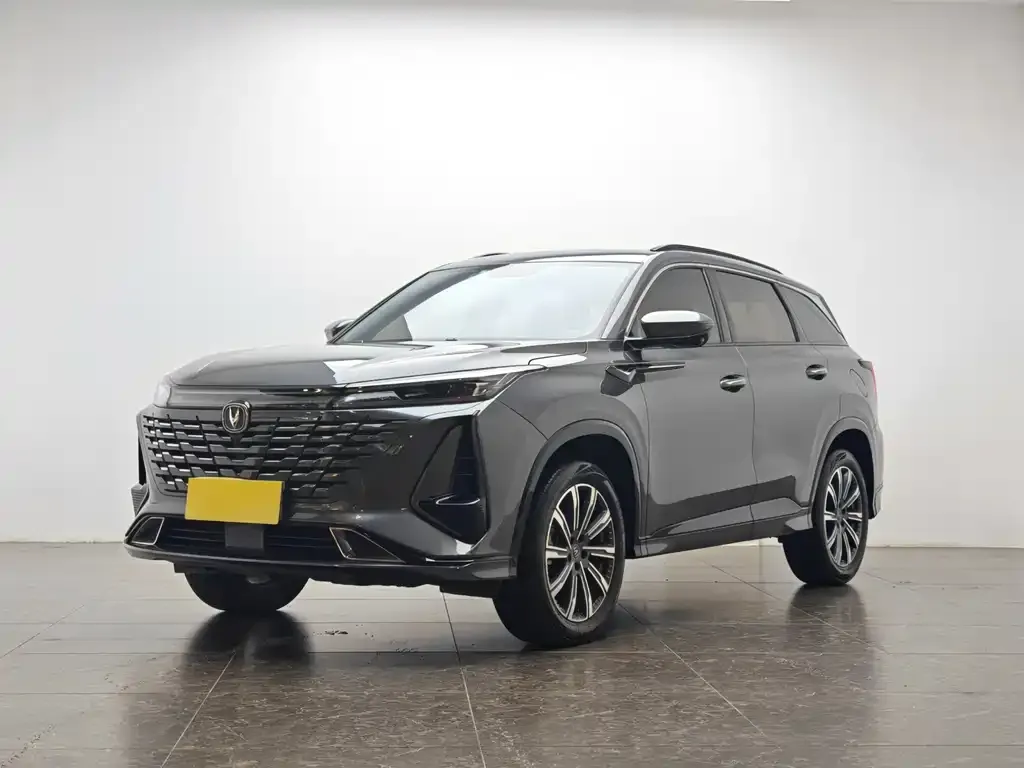 Changan CS75PLUS — фото 1
