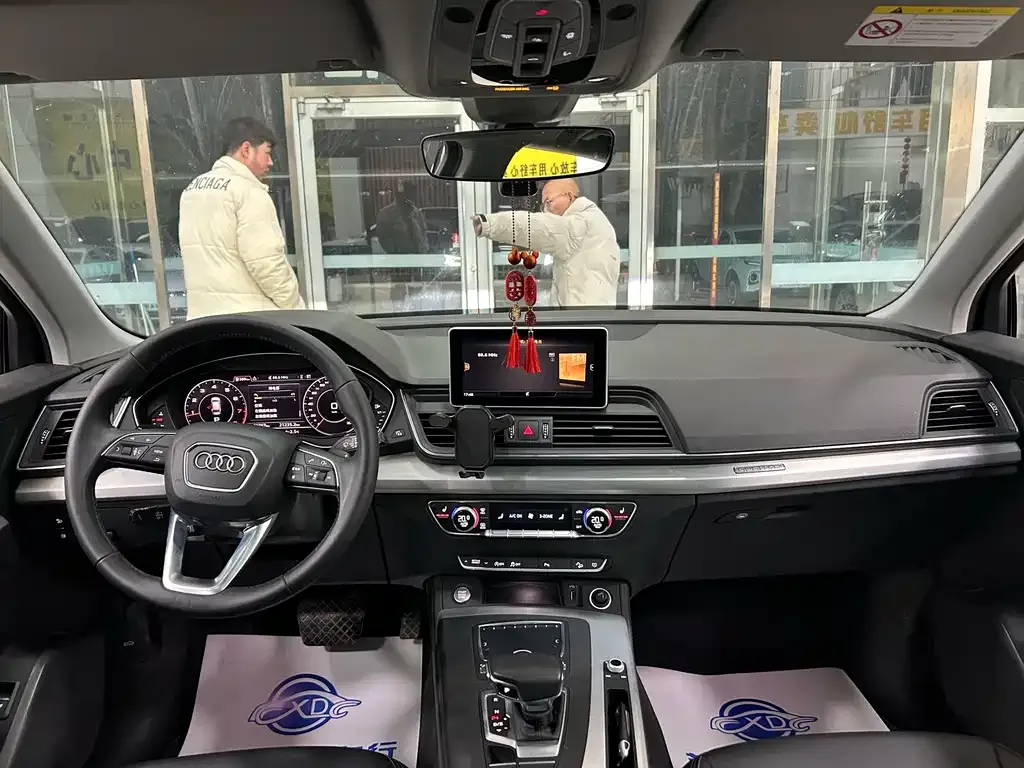 Audi Q5L 2021 из CN, фото 2