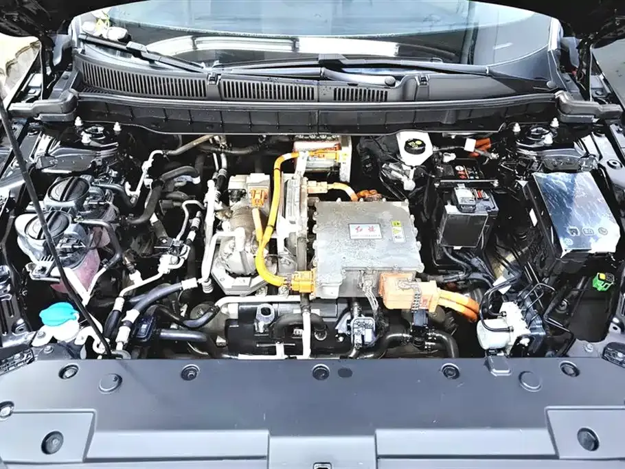 Hongqi E-QM5 2023 из CN, фото 7
