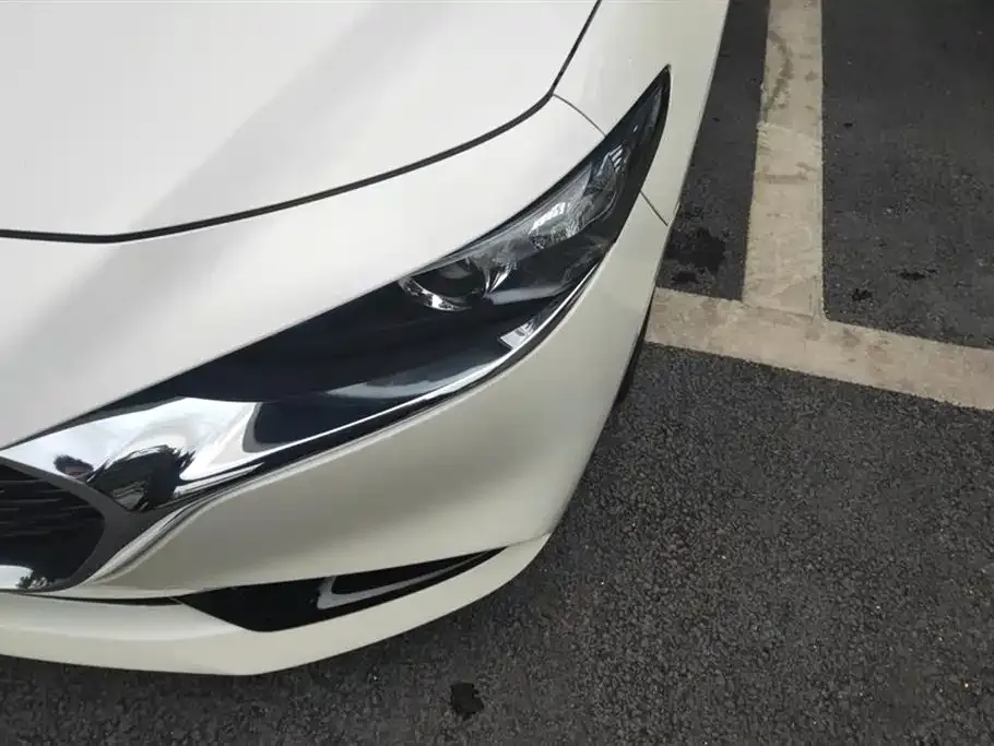 Mazda 3 Axela 2021 из CN, фото 2