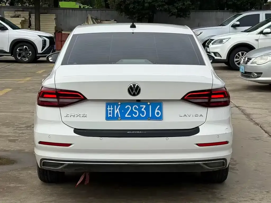 Volkswagen Lavida 2021 из CN, фото 6