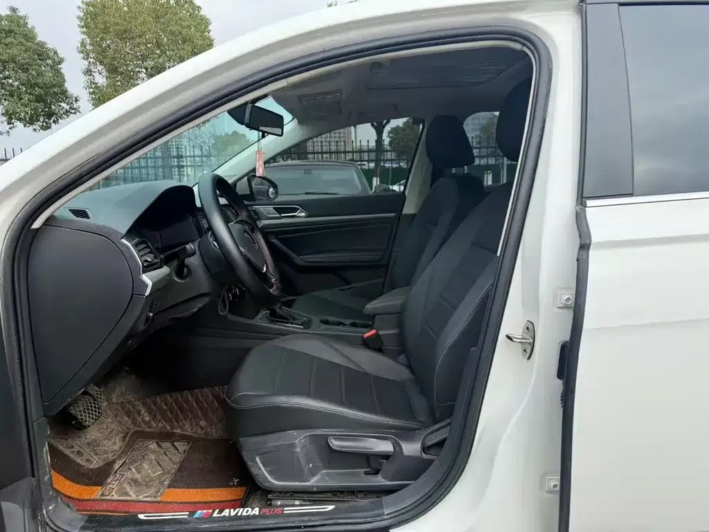 Volkswagen Lavida 2021 из CN, фото 8