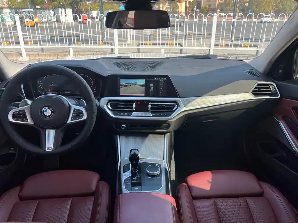 BMW 3 Series 2021 из CN, фото 9